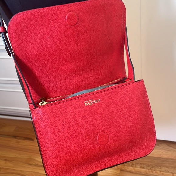 Alexander McQueen Crossbody - Picture 6 of 14